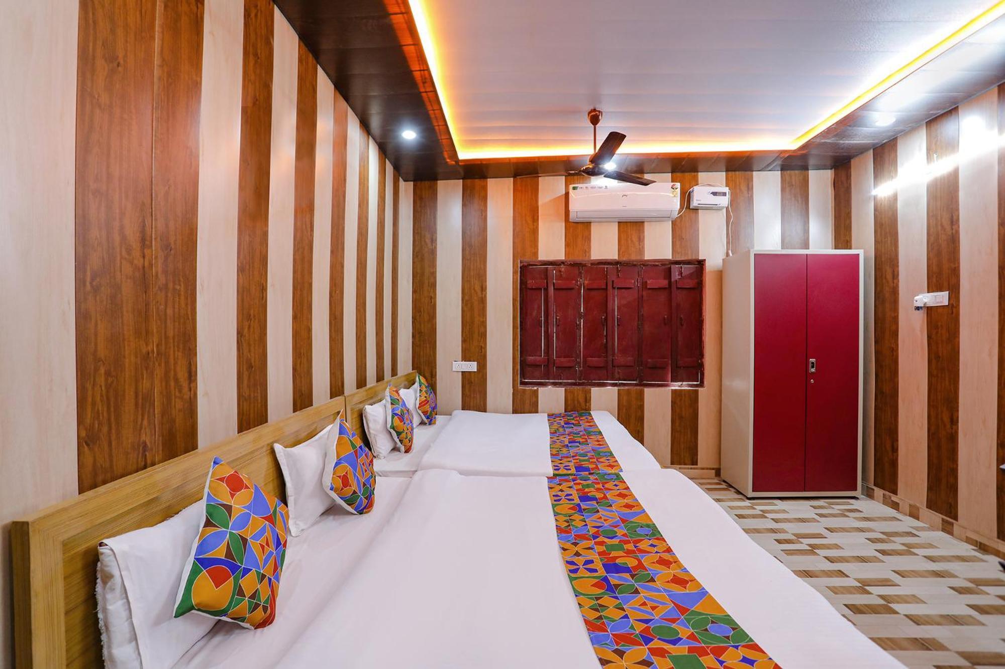 Fabexpress Shree Ram Aadhar 900 Mtr From Ram Mandir Otel Ayodhya Dış mekan fotoğraf